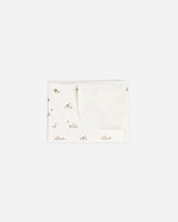 Swaddle || Bunnies by Quincy Mae