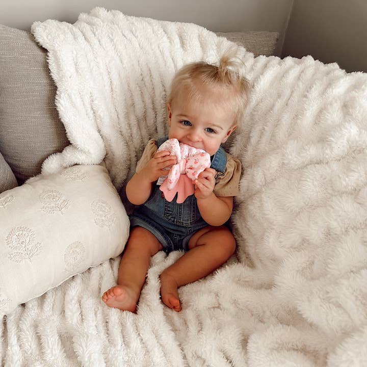 Bow Sweetie Crinkle by Itzy Ritzy