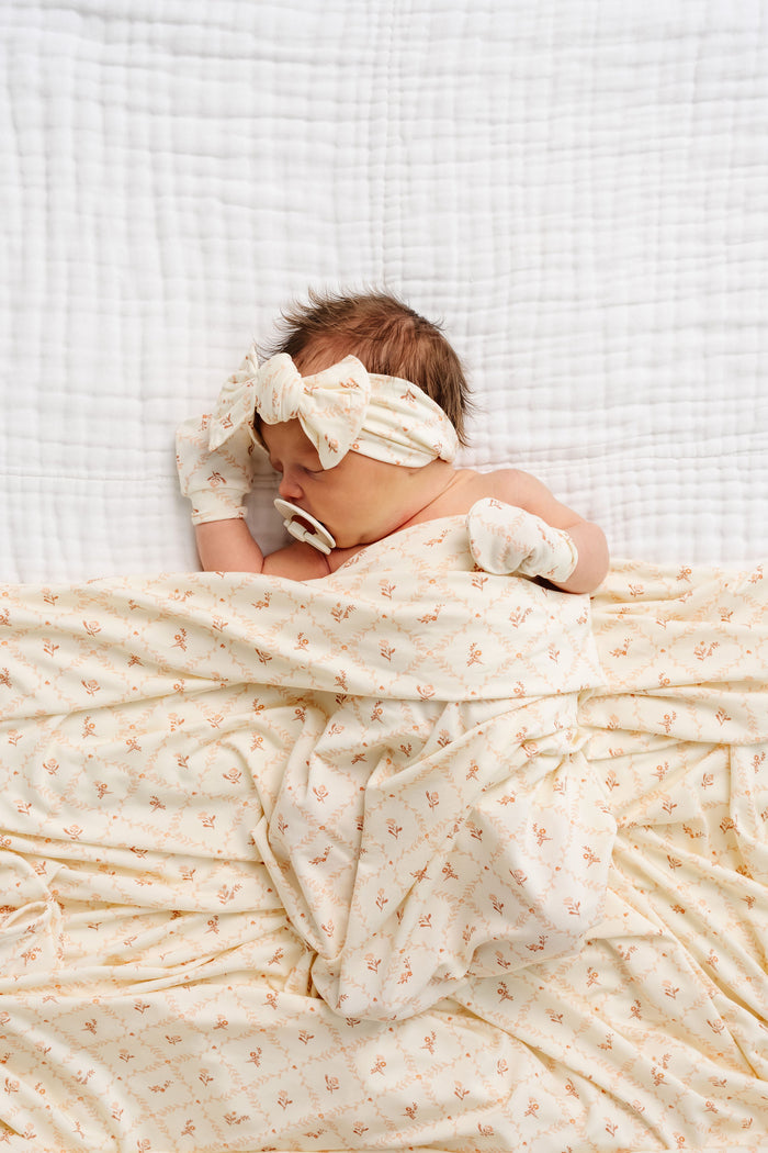 Annie Swaddle Blanket by Lou Lou & Company