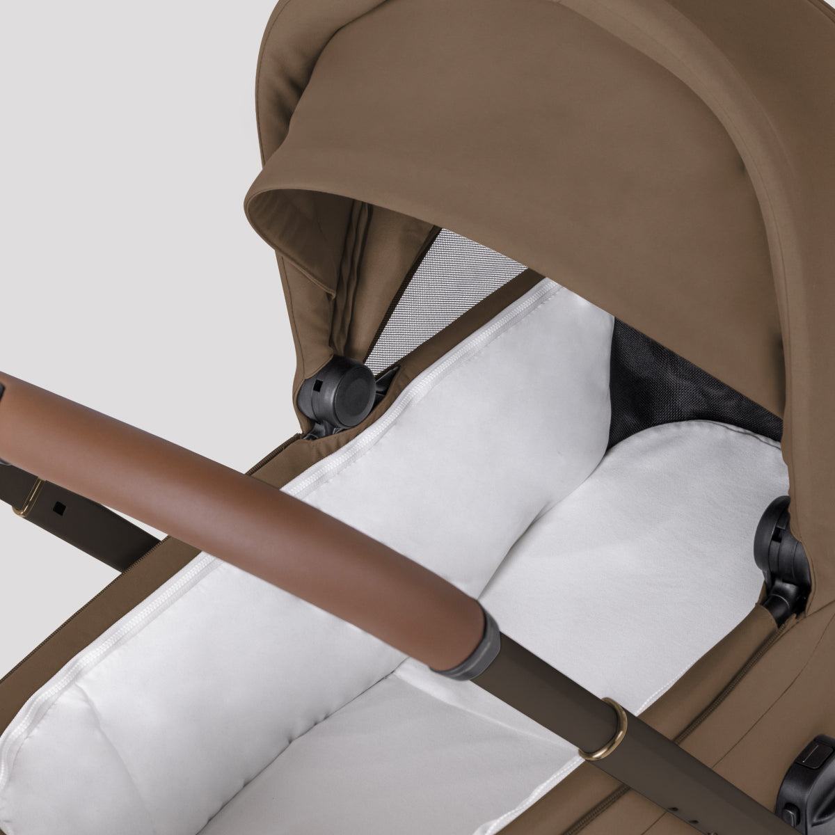 Silver Cross Breez Compact Stroller + Folding Bassinet Bundle