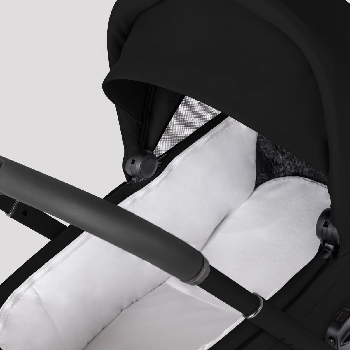 Silver Cross Breez Compact Stroller + Folding Bassinet Bundle