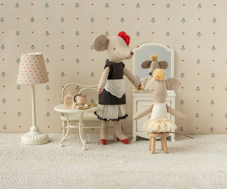 Beautician mouse, Mum by Maileg