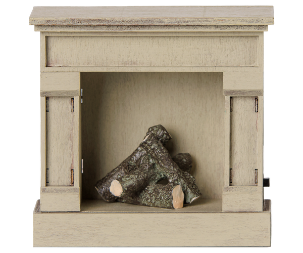 Fireplace, Mouse - Off white by Maileg