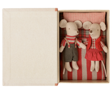 Christmas twin mice, Little sister and brother in book by Maileg