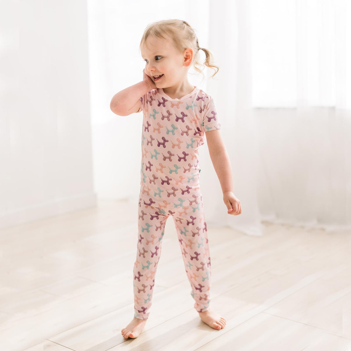 Short Sleeve Pajama Set in Shrinking Violet Balloon Dogs by Kickee Pants