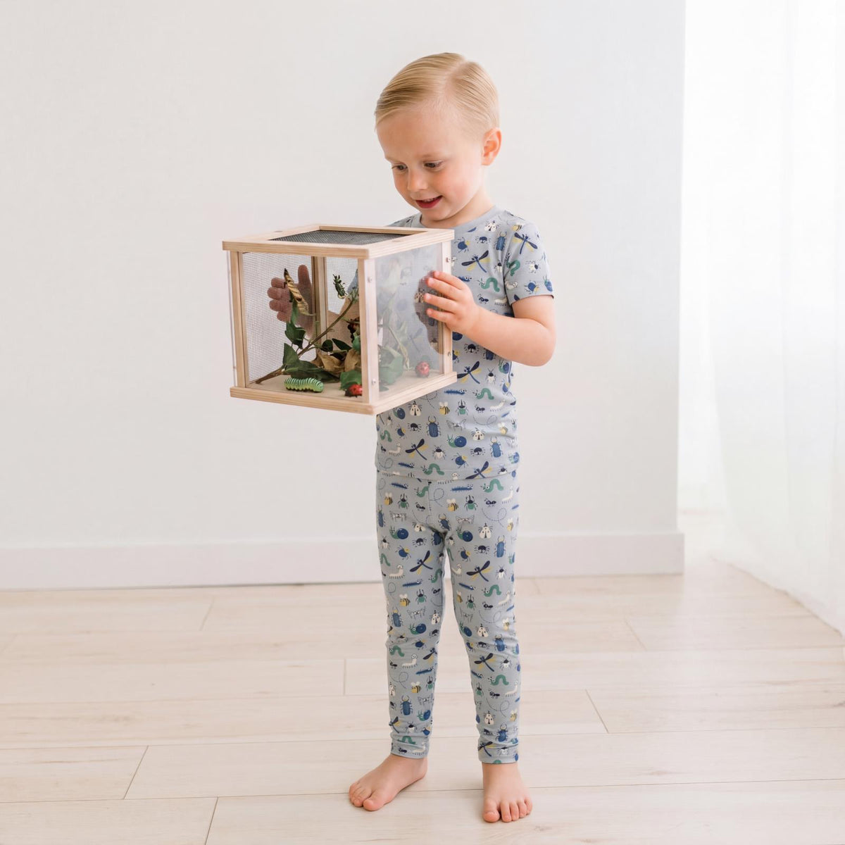 Print Short Sleeve Pajama Set- Dove Bugs by Kickee Pants