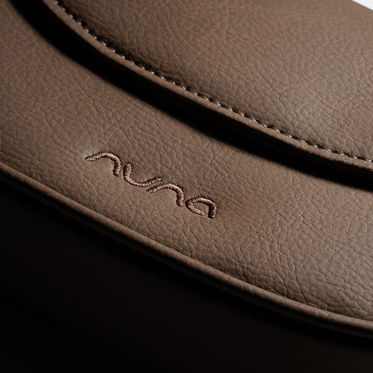 Nuna CUDL Luxe