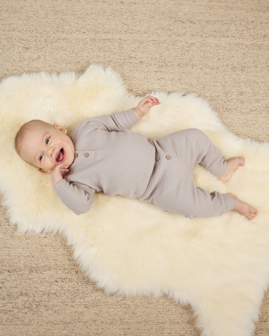 Legging || Fog by Quincy Mae