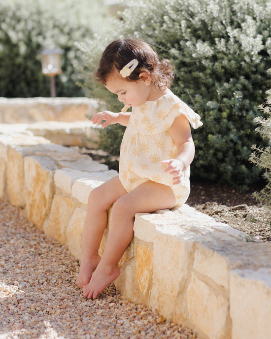 Crochet Clips || Yellow Daisy by Rylee + Cru