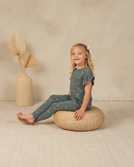 flutter tee || daisies by Rylee + Cru