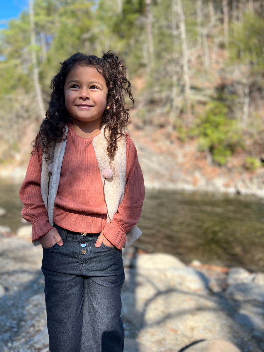 Maeve T-Shirt in Pumpkin by Vignette