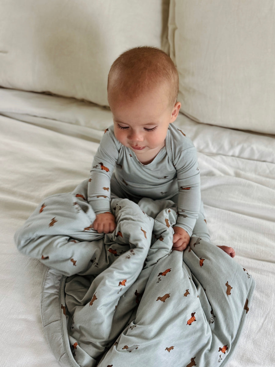 Cloud Blanket - Woof / 1.0 TOG by gunamuna