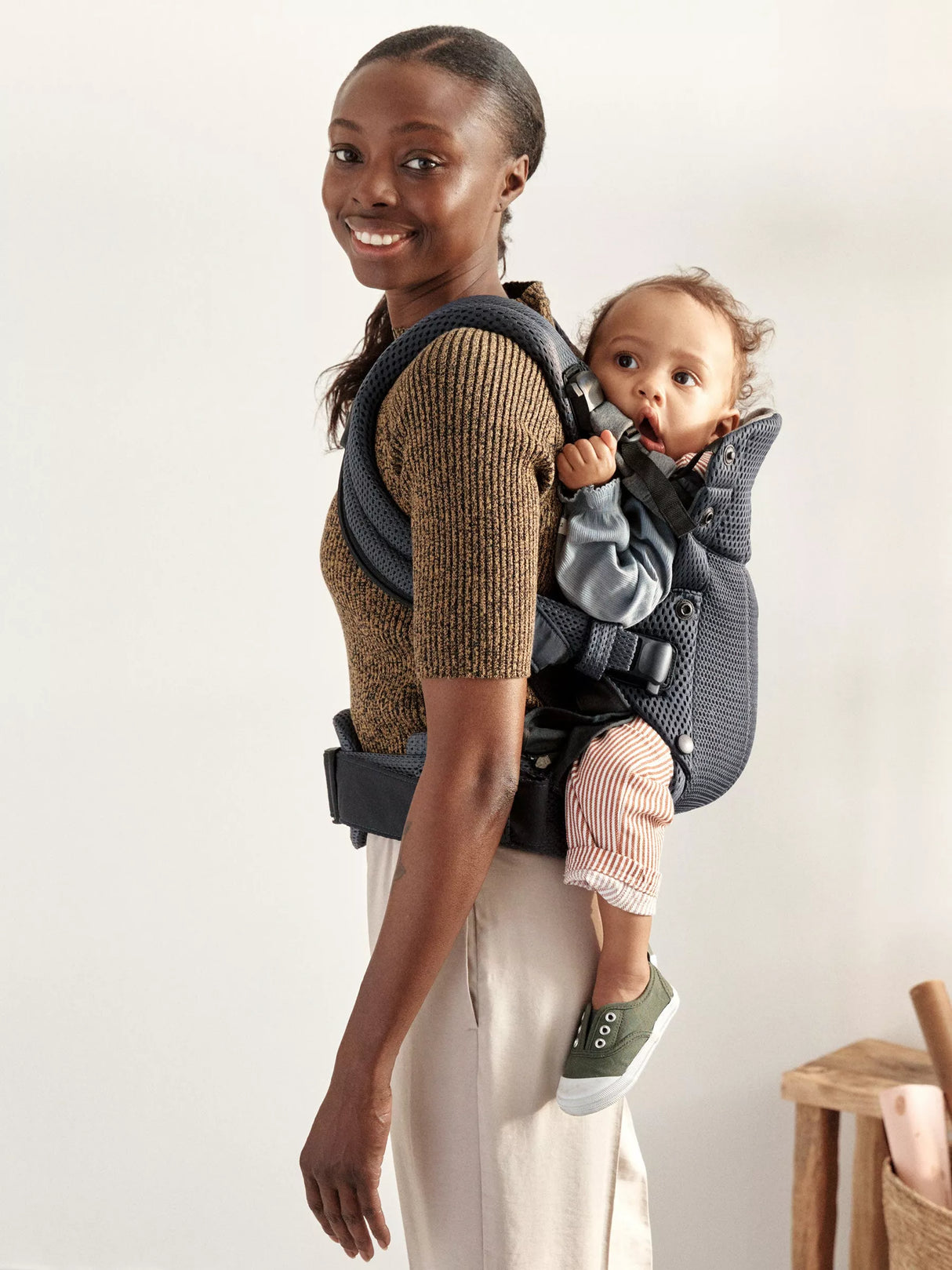 Baby Carrier Harmony - 3D Mesh in Anthracite by BabyBjorn