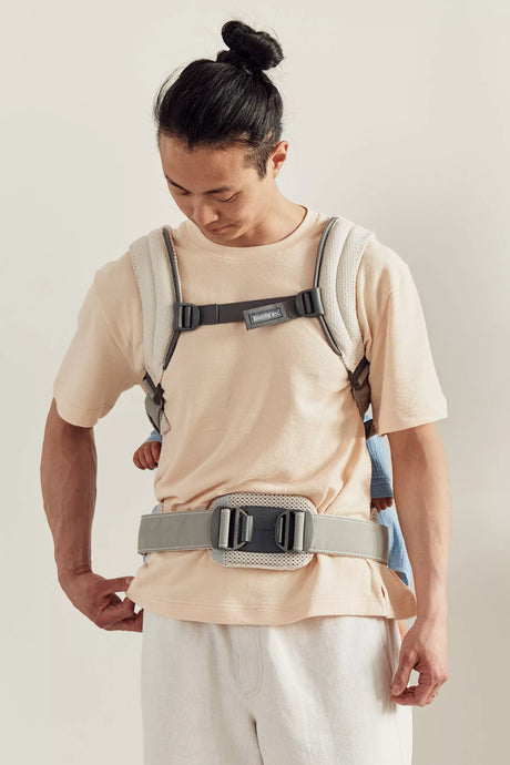 Baby Carrier Harmony - 3D Mesh in Cream by BabyBjorn