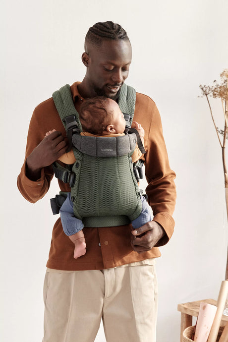 Baby Carrier Harmony - 3D Mesh in Dark Green by BabyBjorn