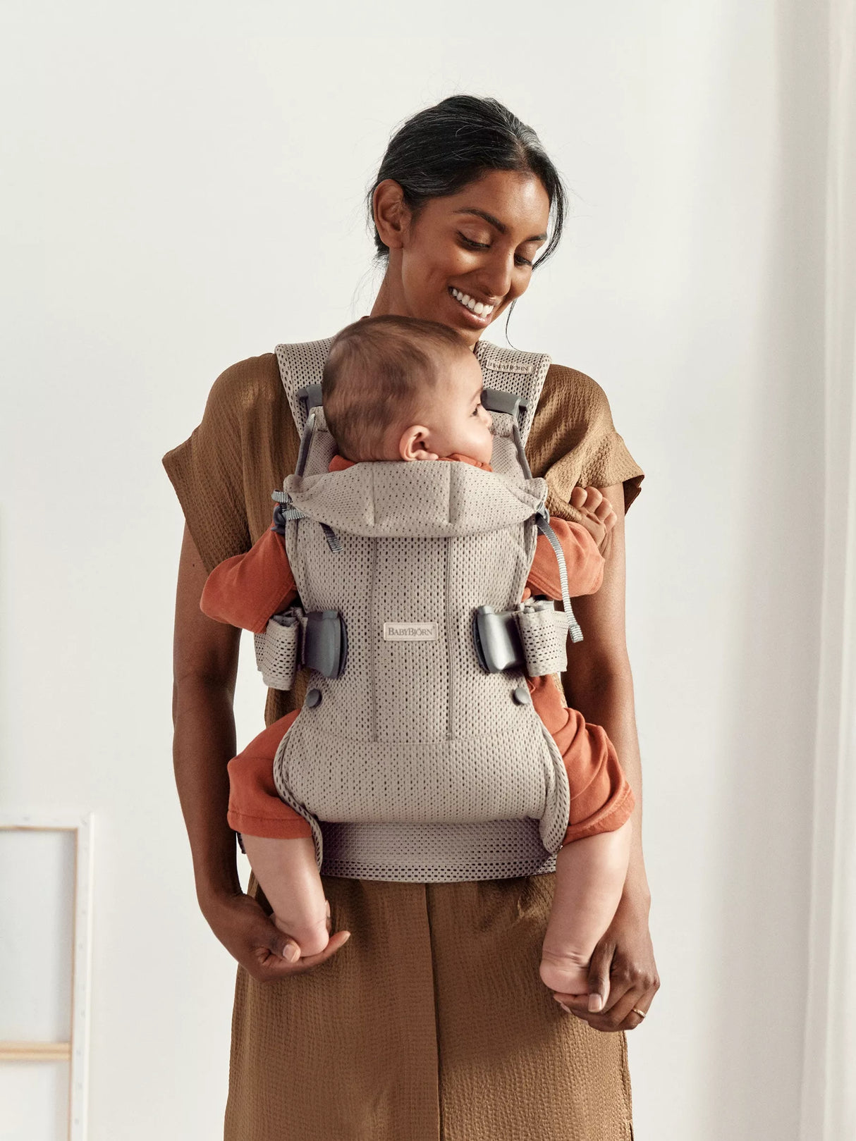 Baby Carrier One Air - 3D Mesh in Gray Beige by BabyBjorn