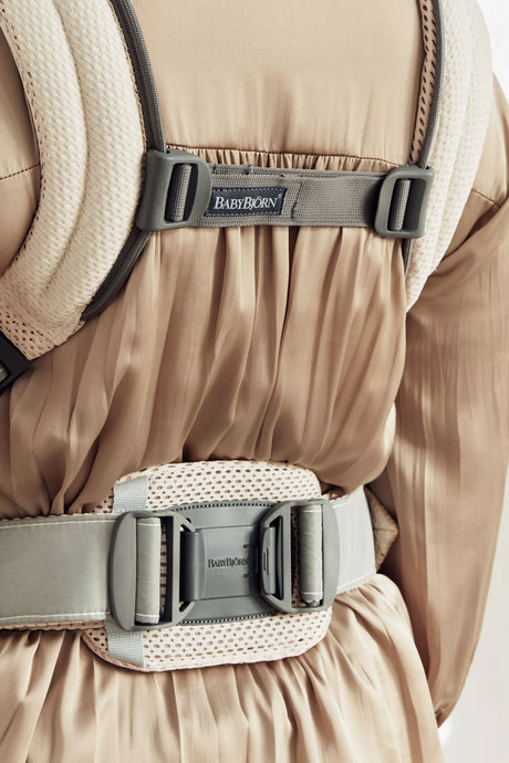 Baby Carrier Harmony - 3D Mesh in Cream by BabyBjorn