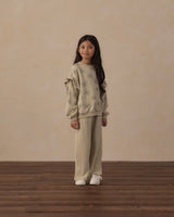 Ruffle Sweatshirt || Big Daisy by Rylee + Cru