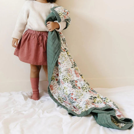 Bamboo Rayon Muslin 4-Layer Quilt- Roadside Picks by Saranoni