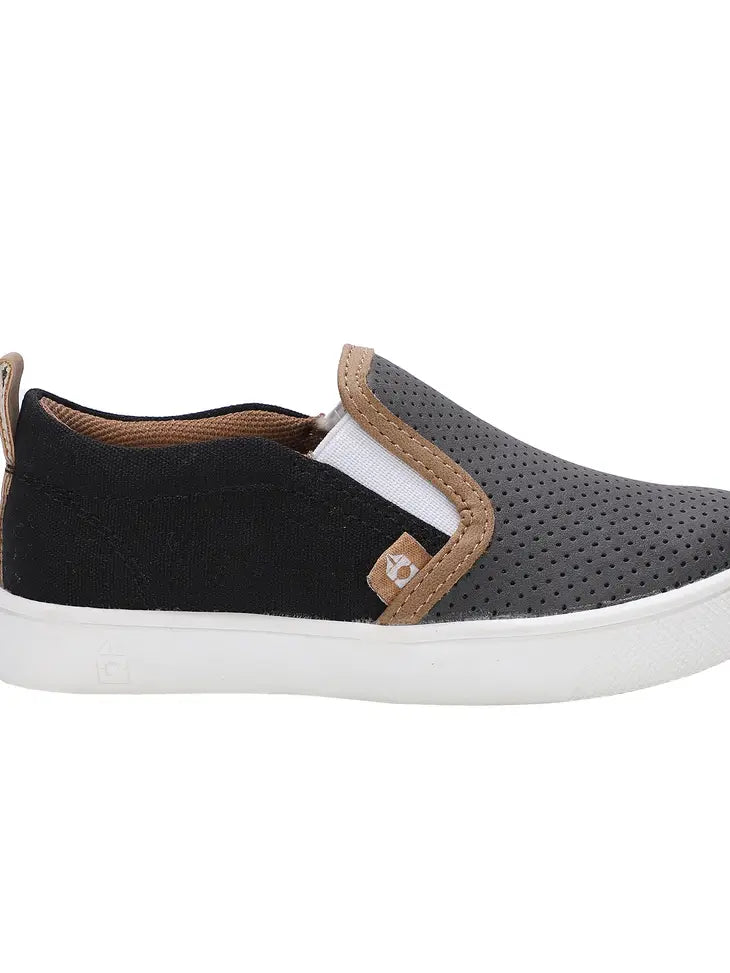 Rascall II in Grey/Black by oomphies