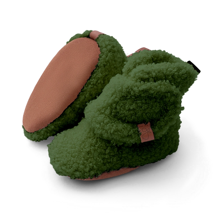 Sherpa Baby Stay-On Boots - Spruce by goumikids
