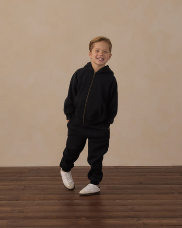 Freestyle Sweatpant || Black by Rylee + Cru