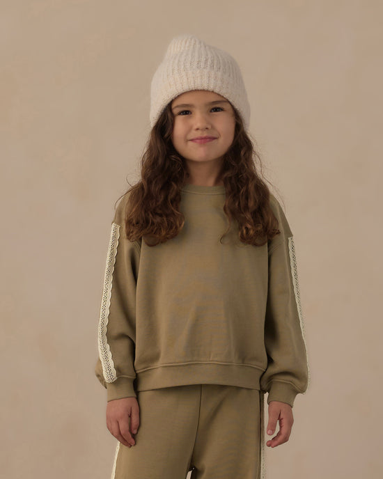 Oversized Sweatshirt || Olive by Rylee + Cru