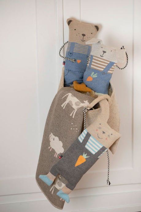 Juwel Set- Blanket in Puppet Bear by Indigo 11