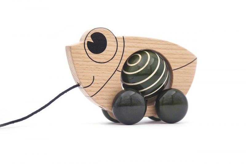 Lil' Leaf Bug by Fair & Green