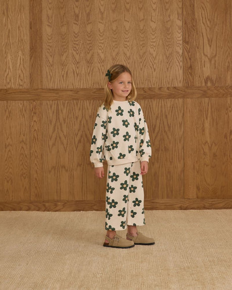 Oversized Sweatshirt || Daisy by Rylee + Cru