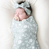 Stretchy Swaddle - Sweet Alyssum by Saranoni