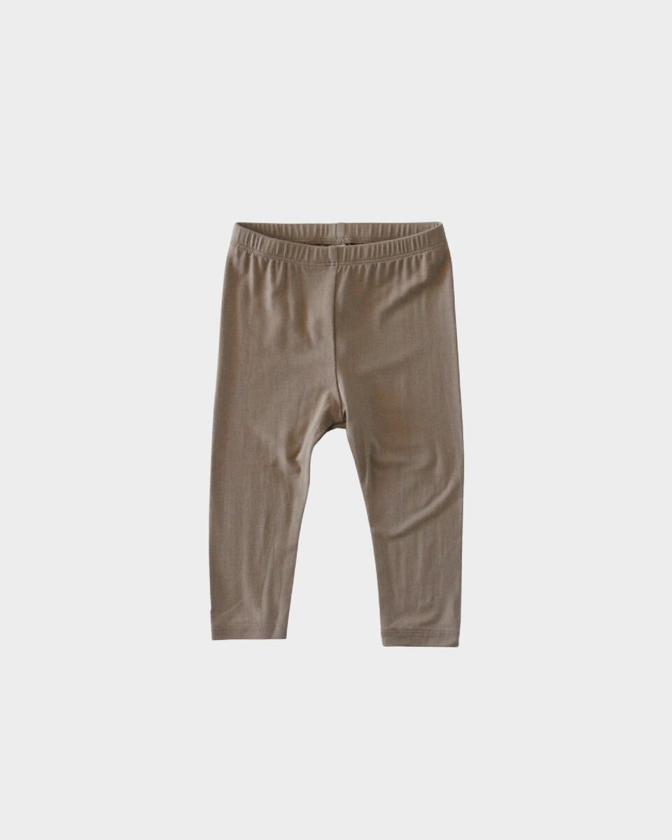 Basic Leggings by babysprouts
