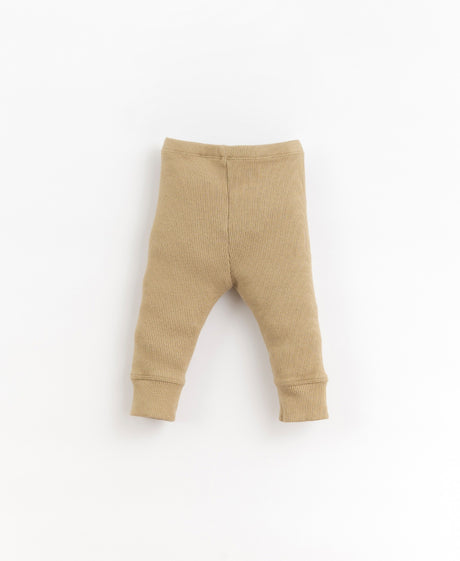 Ribbed leggings with decorative button | Play Up