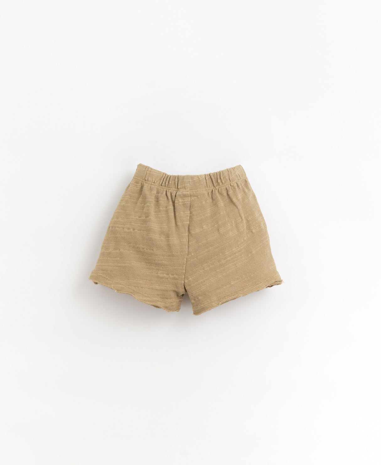 Shorts of recycled fibres | Play Up
