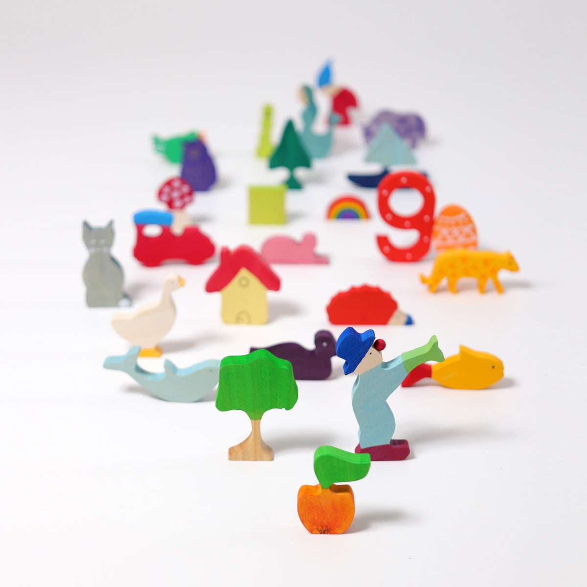 Alphabet Figures German by Grimm's