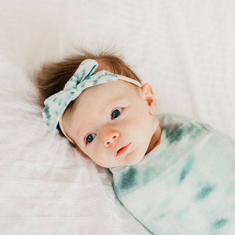 Ribbon Nylon Bow by Copper Pearl