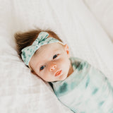 Ribbon Nylon Bow by Copper Pearl