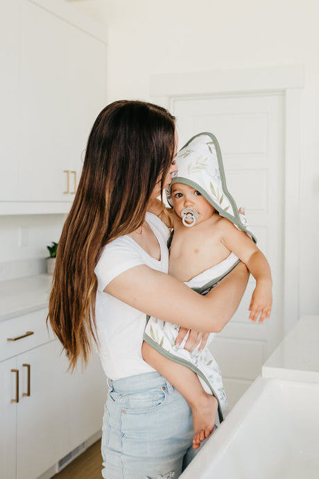 Premium Knit Hooded Towel in Haven by Copper Pearl