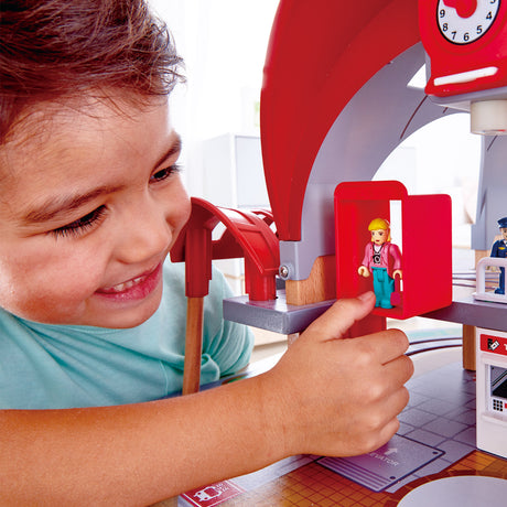 Grand City Station by Hape