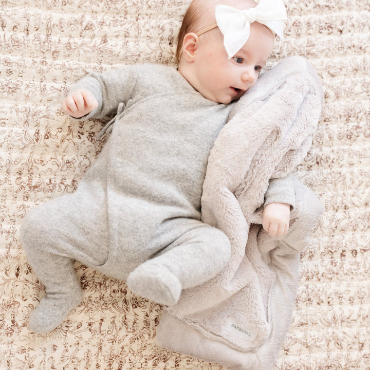 Lush Mini Blanket Feather by Saranoni